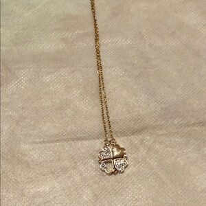 Chic Gold Clover Necklace with Sparkling Accents